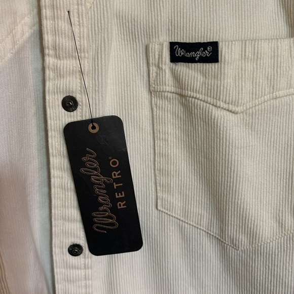 Wrangler retro long sleeve corduroy  - Picture 2 of 4